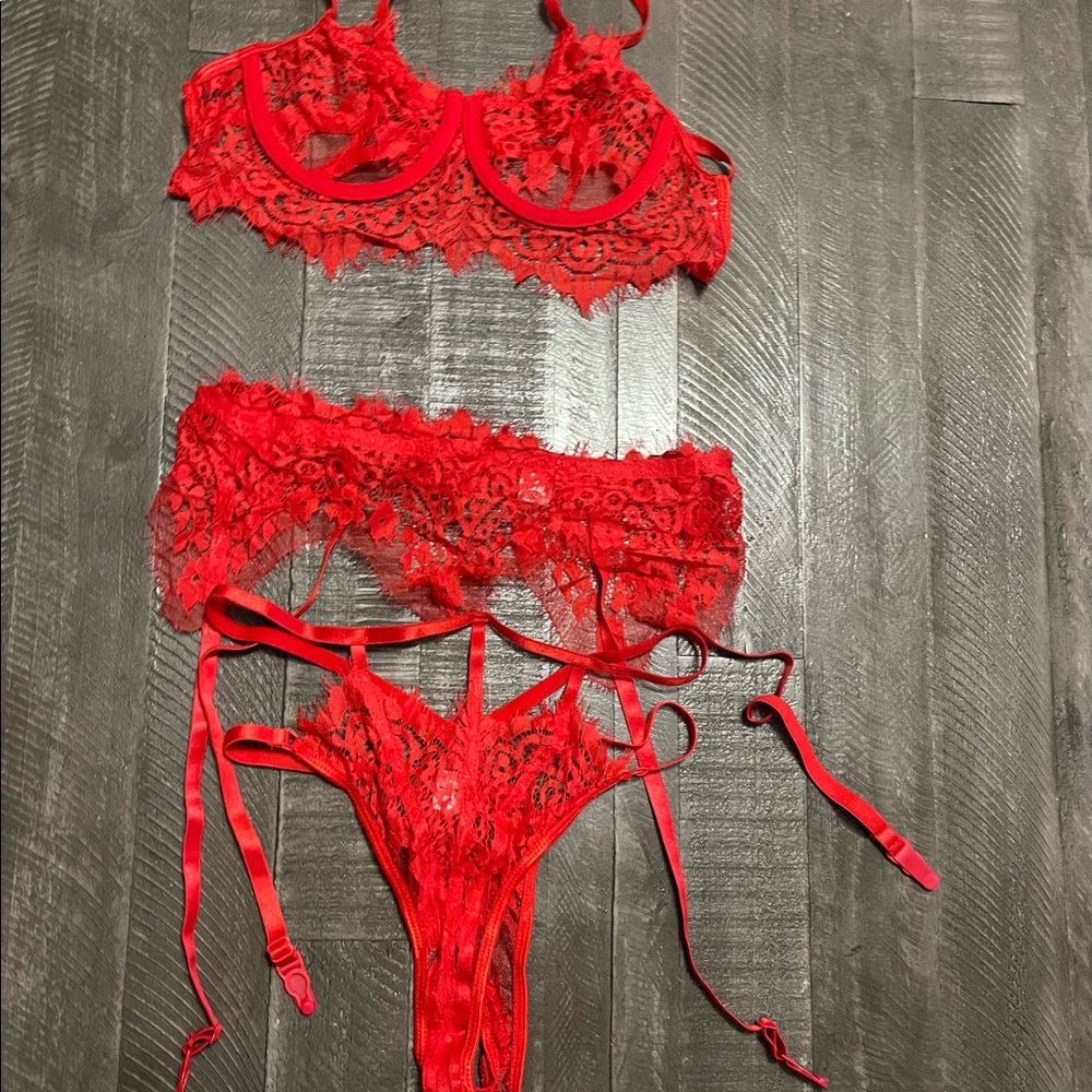 Lingerie Bundle - image 2